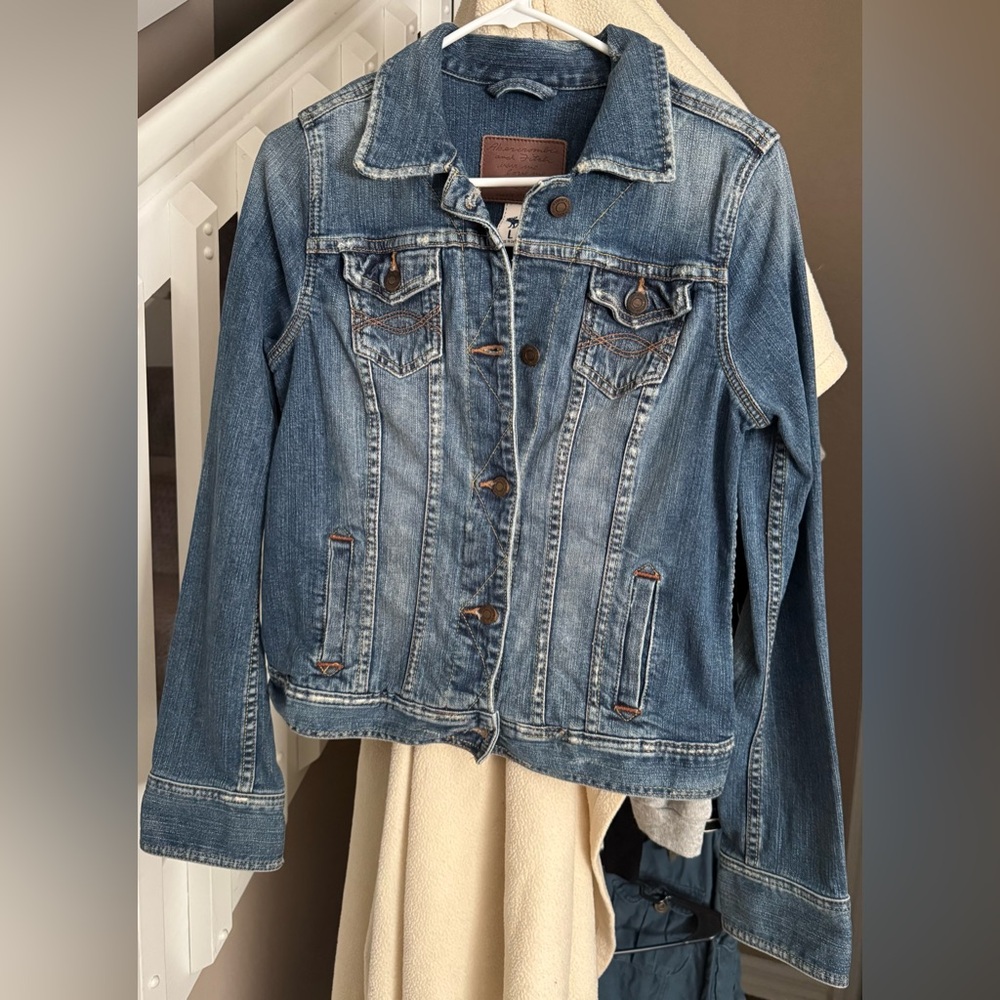 Abercrombie & Fitch Large Denim Jacket